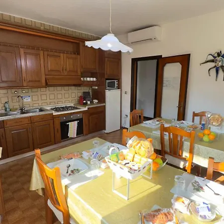 Airport Venice Diego 住宿加早餐酒店 3*
