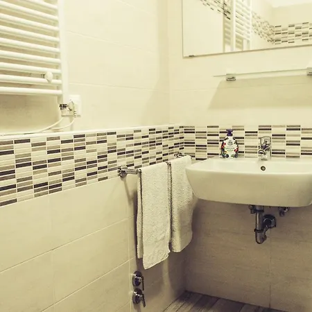 Airport Venice Diego Bed & Breakfast 3*