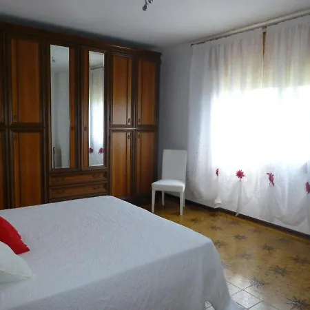 Airport Venice Diego Bed & Breakfast Tessera
